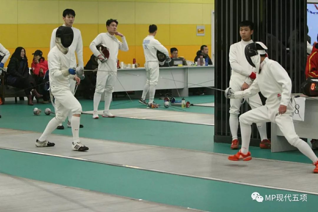 湖北队在激烈对抗中战胜山东,成功晋级 湖北队在激烈对抗中战胜山东,成功晋级