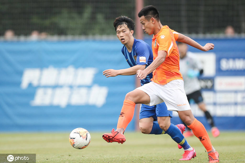 TL轻取FLY，Viper送出助攻的简单介绍