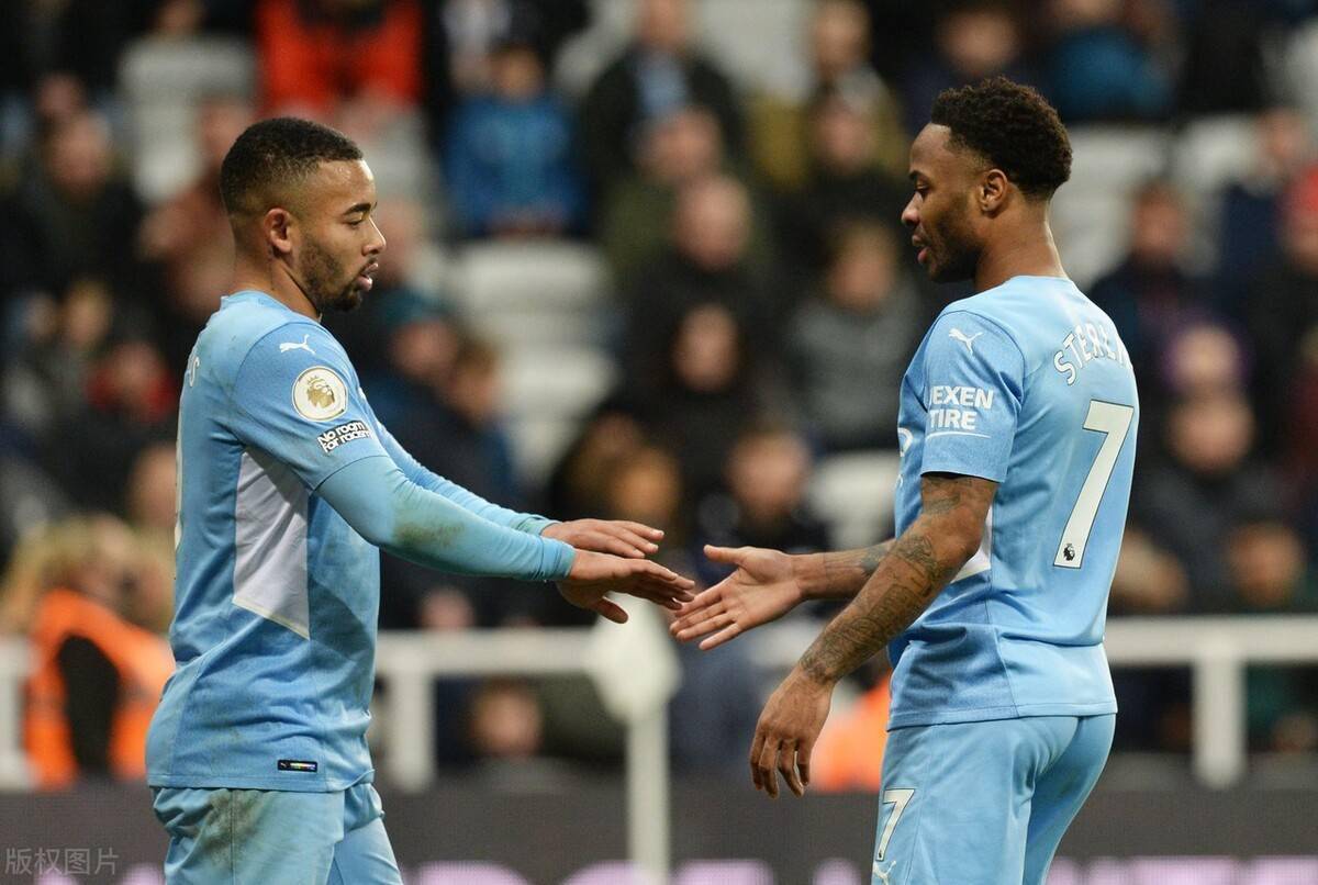 包含胜负胶着！弗赖堡战平对手，双方难分高下的词条