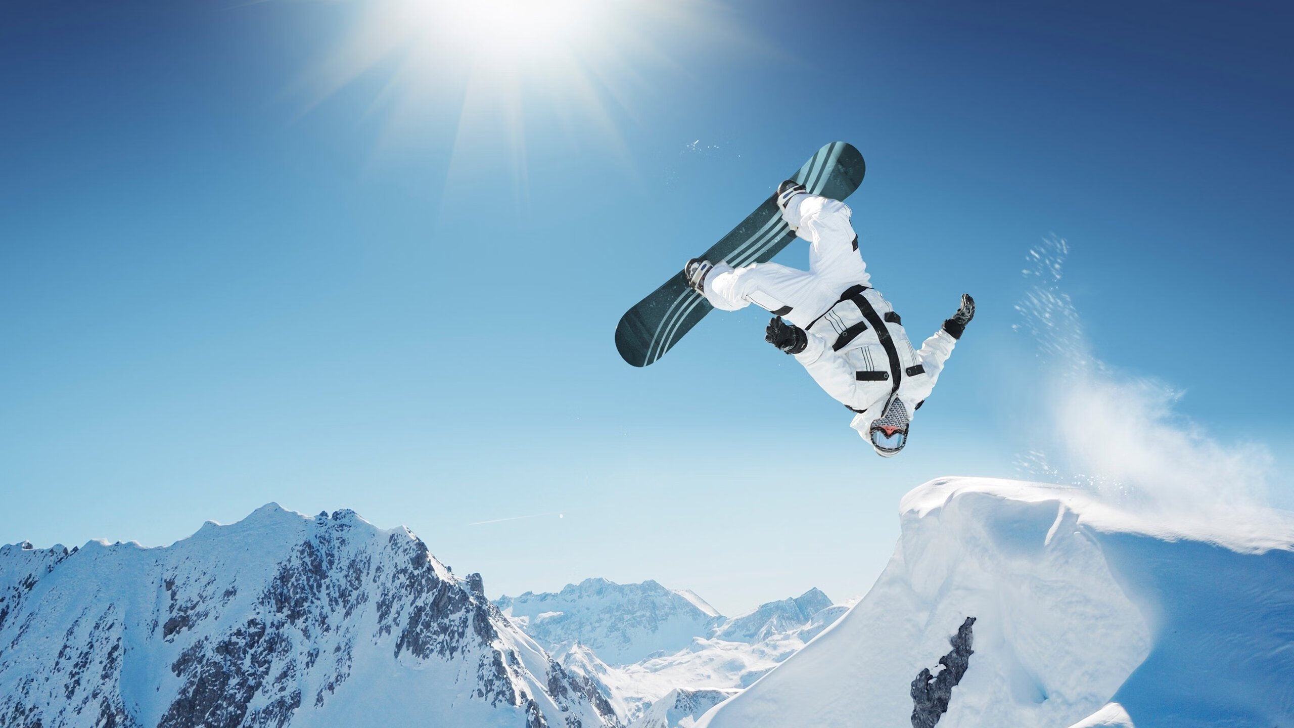 当爵士乐遇见引擎轰鸣，哈利伯顿的跨界接管艺术