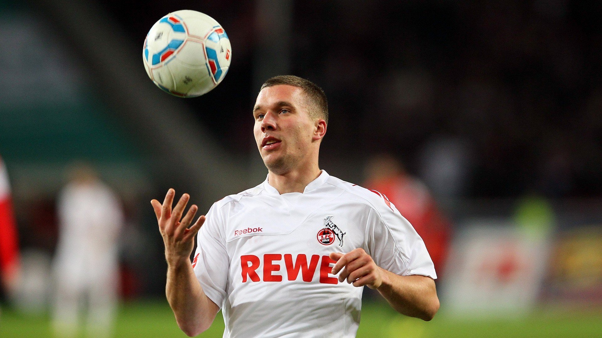 魔术横扫广州队，浓眉哥统治全场，一场定义赛季的表演